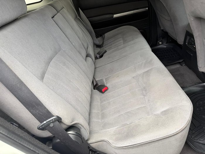 2013 Nissan Patrol ST