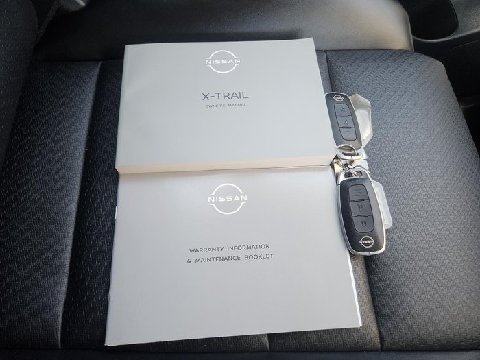 2024 Nissan X-TRAIL ST-L