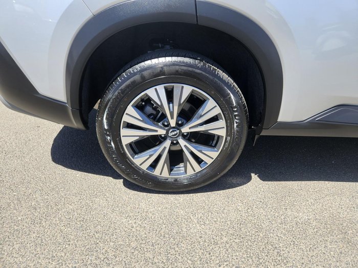 2024 Nissan X-TRAIL ST-L