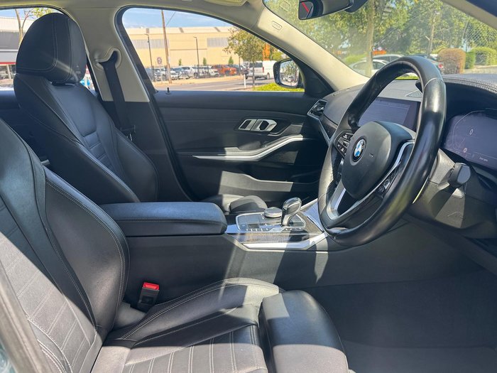 2020 BMW 3 Series 320i Luxury Line