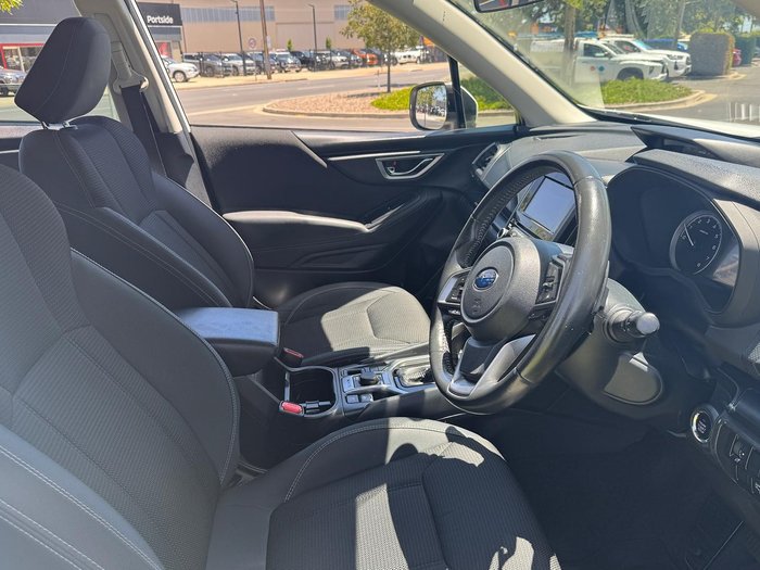 2020 Subaru Forester 2.5i