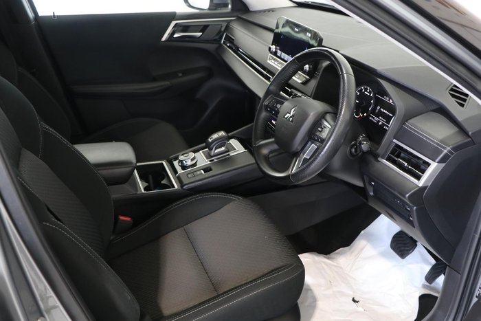 2021 Mitsubishi Outlander LS