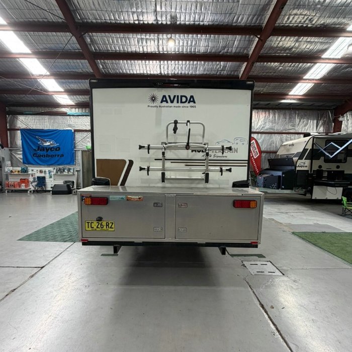 2015 AVIDA EMERALD CV5934QB