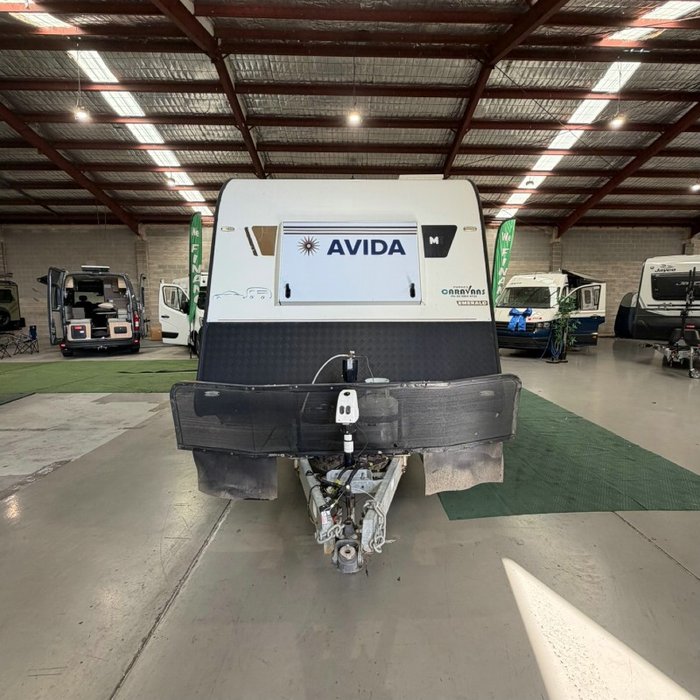 2015 AVIDA EMERALD CV5934QB