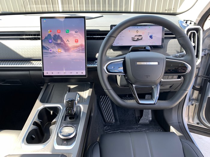 2025 Jaecoo J7 Track