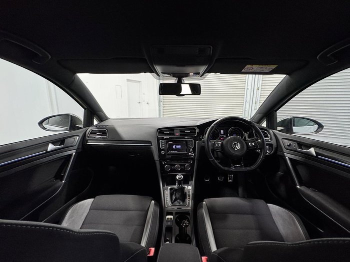 2014 Volkswagen Golf R