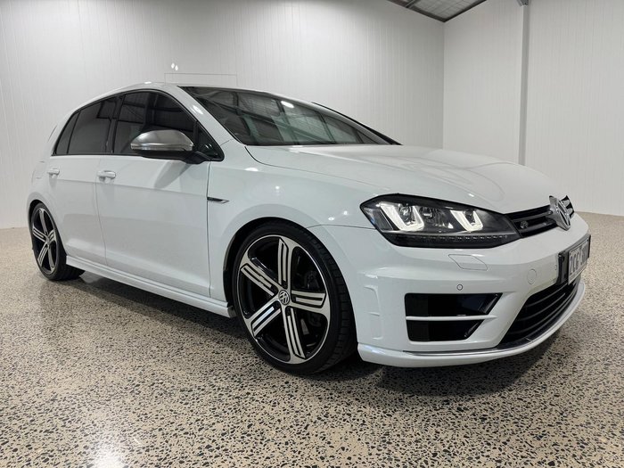2014 Volkswagen Golf R