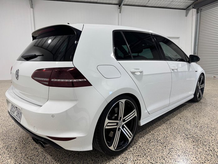 2014 Volkswagen Golf R