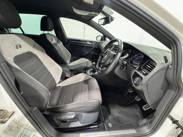 2014 Volkswagen Golf R