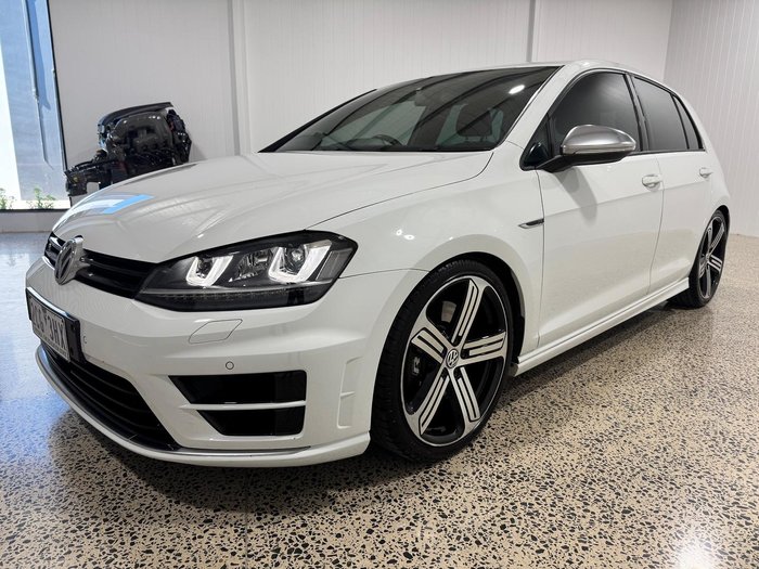 2014 Volkswagen Golf R