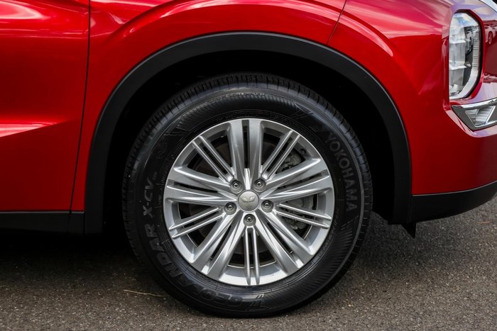 2022 Mitsubishi Outlander LS