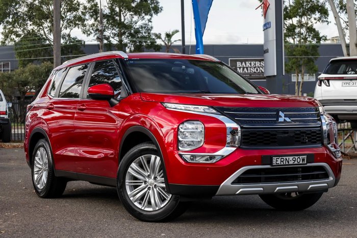 2022 Mitsubishi Outlander LS