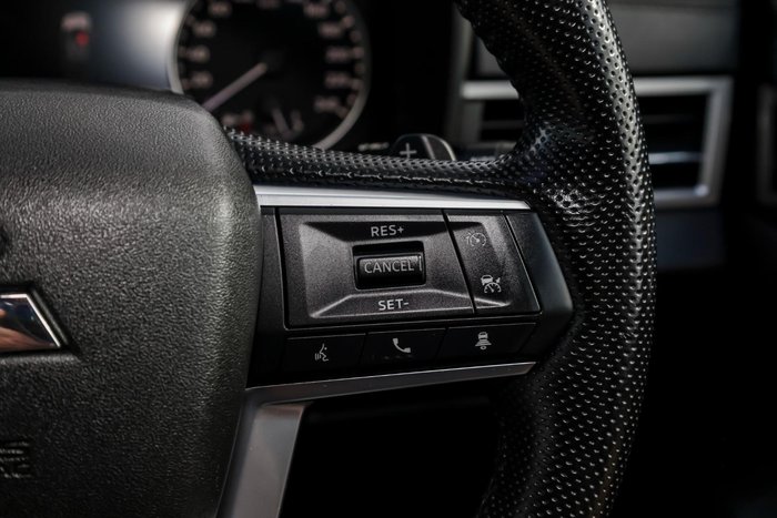 2022 Mitsubishi Outlander LS