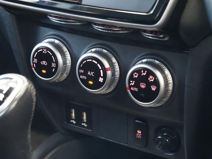 2019 Mitsubishi ASX ES