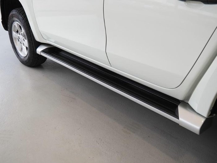 2021 Mitsubishi Triton GLX+