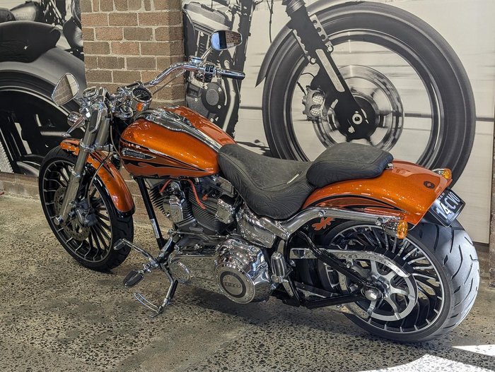 2014 Harley-Davidson CVO Breakout (FXSBSE) CVO