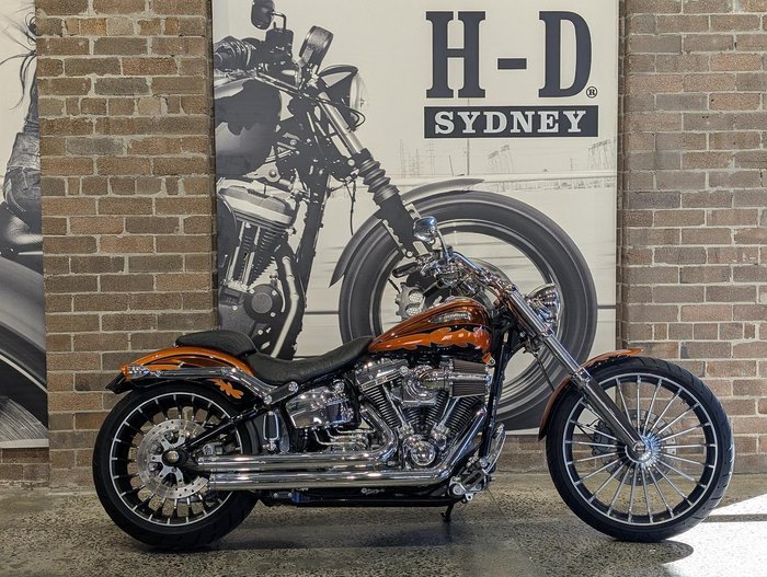 2014 Harley-Davidson CVO Breakout (FXSBSE) CVO