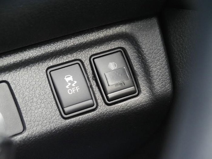 2021 Nissan Navara SL