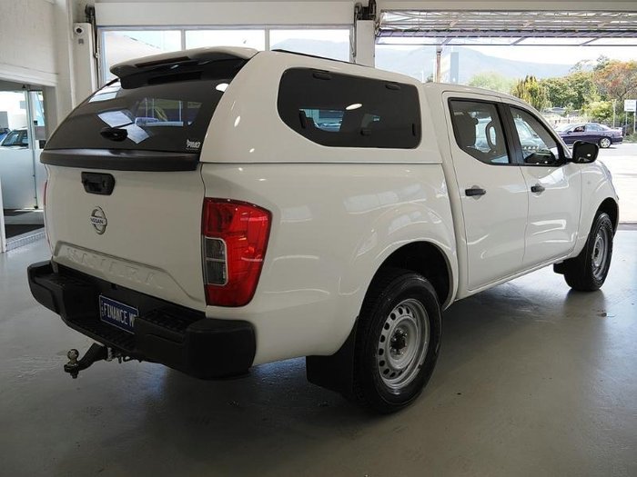 2021 Nissan Navara SL