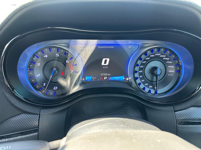 2017 Chrysler 300 SRT Core