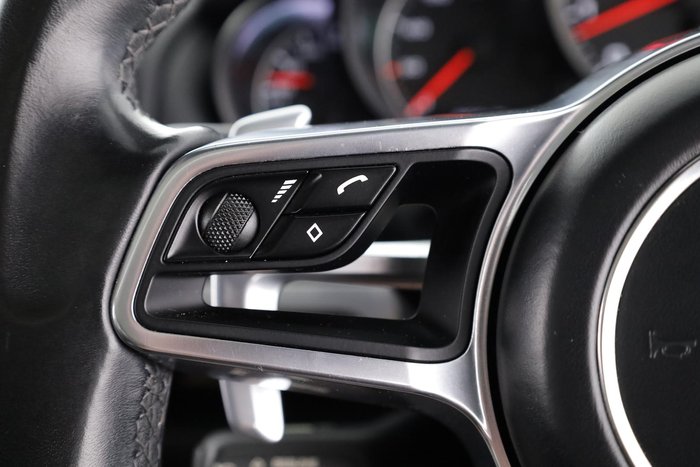 2017 Porsche Cayenne GTS