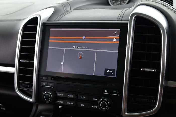 2017 Porsche Cayenne GTS