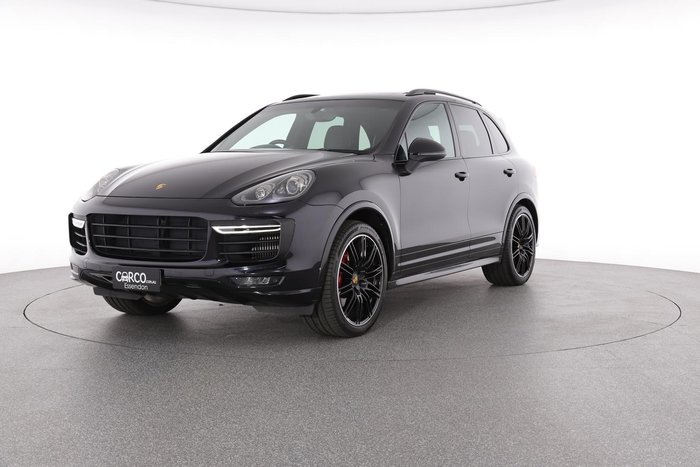 2017 Porsche Cayenne GTS