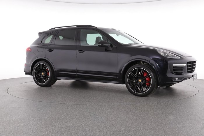 2017 Porsche Cayenne GTS