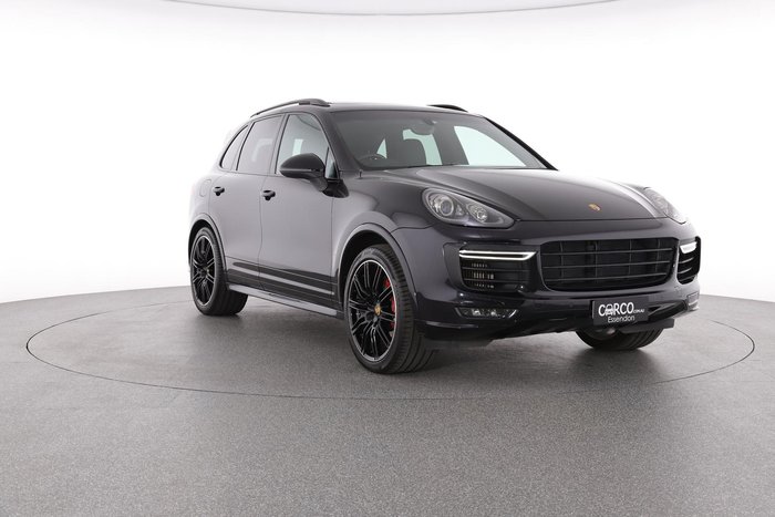 2017 Porsche Cayenne GTS