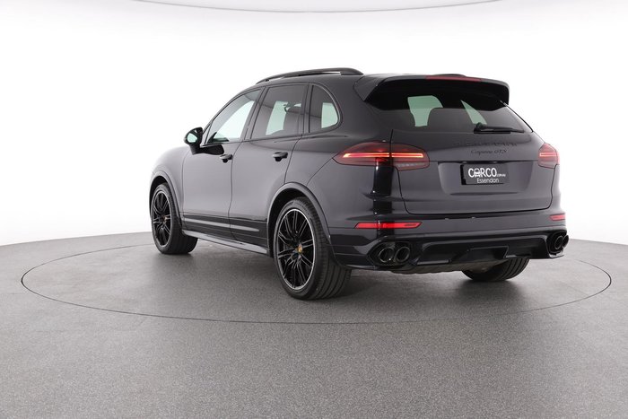 2017 Porsche Cayenne GTS