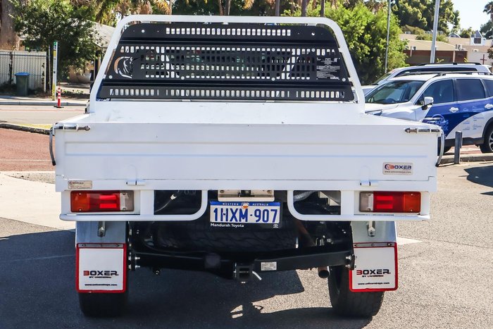 2023 Toyota Hilux SR