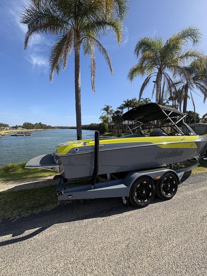 2023 Malibu Response TXi Open Bow