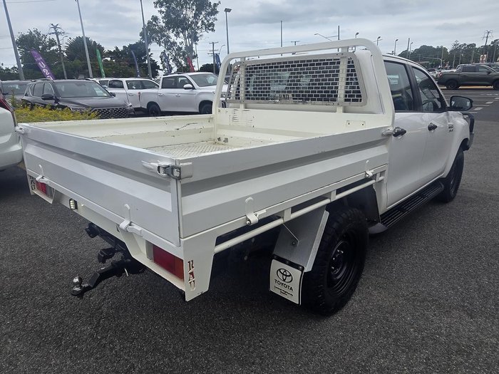 2022 Toyota Hilux SR