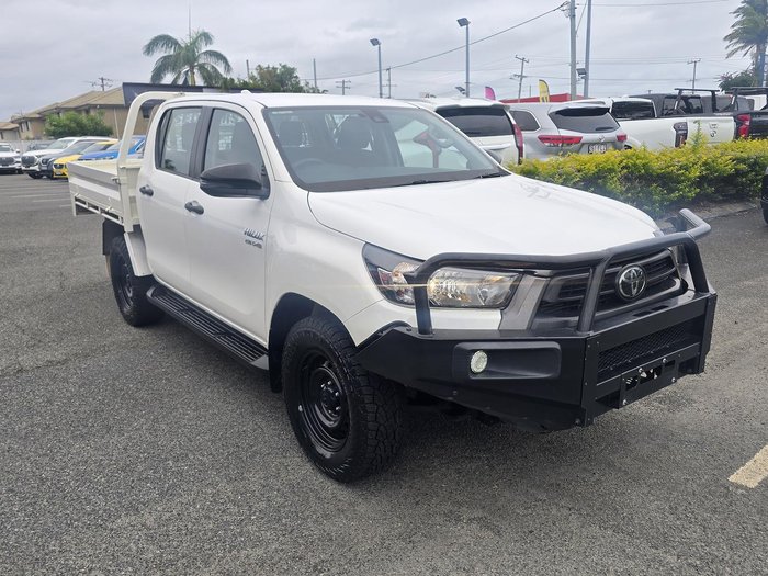 2022 Toyota Hilux SR