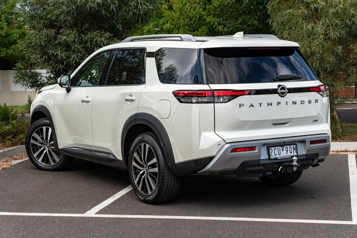 2024 Nissan Pathfinder Ti-L