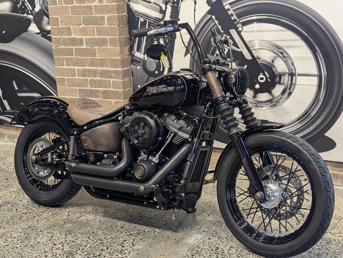 2018 Harley-Davidson Street Bob 107 (FXBB) Softail Black