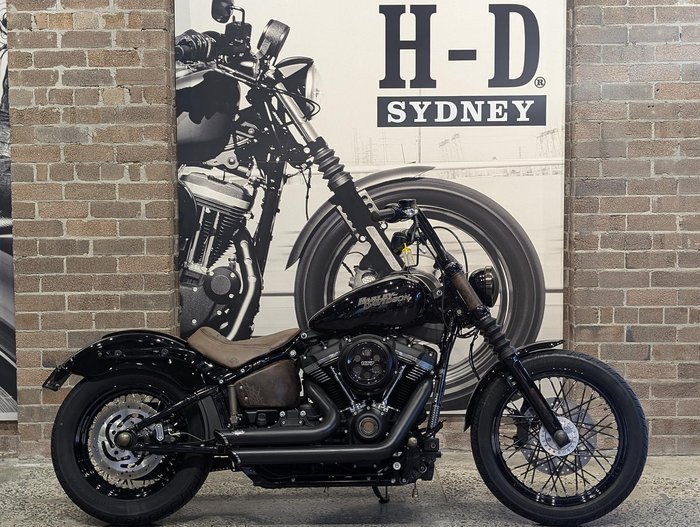 2018 Harley-Davidson Street Bob 107 (FXBB) Softail Black