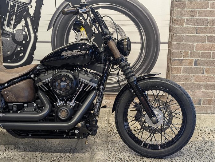 2018 Harley-Davidson Street Bob 107 (FXBB) Softail Black