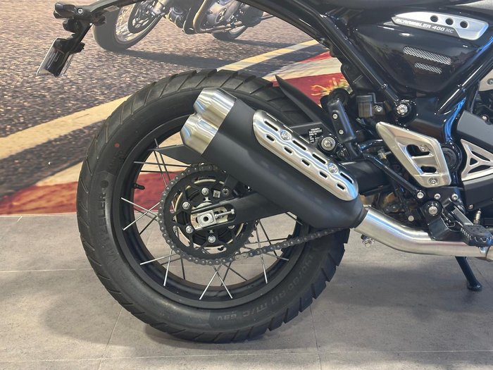 2025 Triumph Scrambler 400 XC Scrambler White