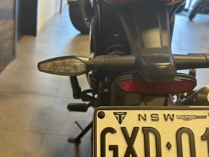 2025 Triumph Scrambler 400 XC Scrambler White