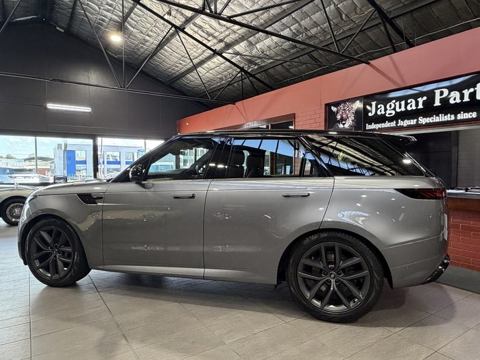 2022 Land Rover Range Rover Sport D300 Dynamic SE