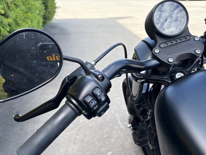 2020 HARLEY-DAVIDSON XL883N IRON 883 Black