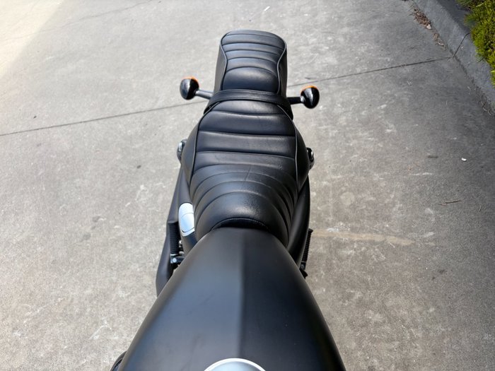 2020 HARLEY-DAVIDSON XL883N IRON 883 Black