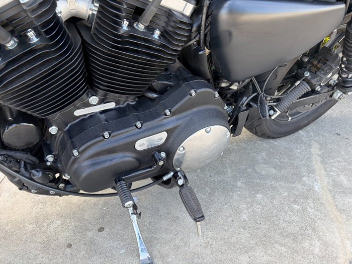 2020 HARLEY-DAVIDSON XL883N IRON 883 Black