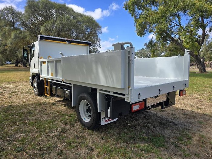 2025 Isuzu Fsr FSR 140/120-240
