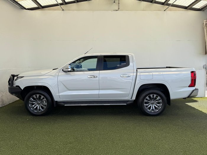 2025 Mitsubishi Triton GLS