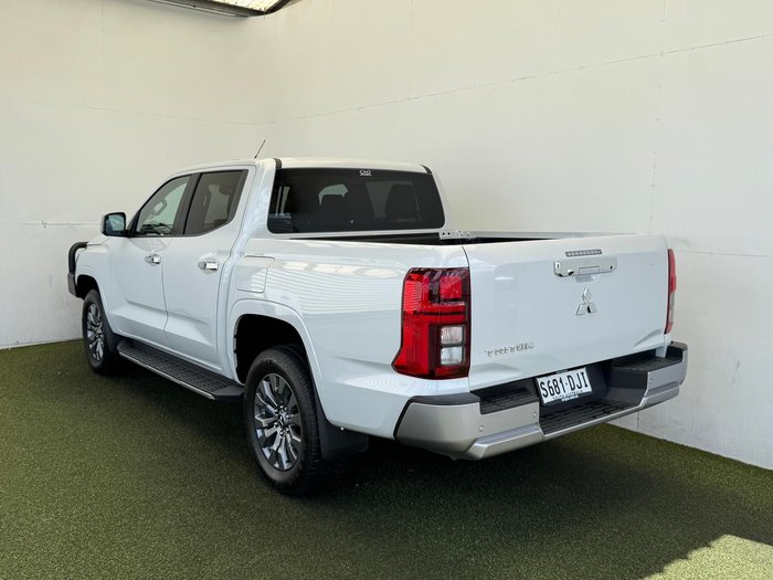 2025 Mitsubishi Triton GLS