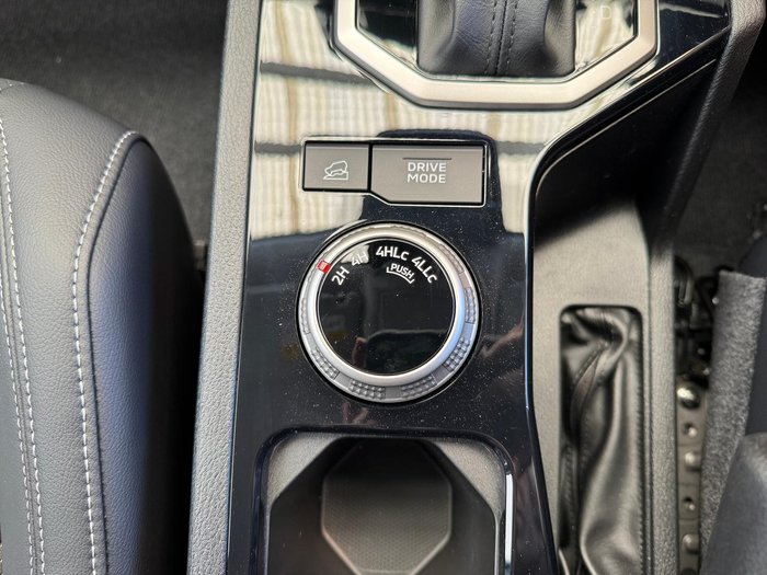 2025 Mitsubishi Triton GLS