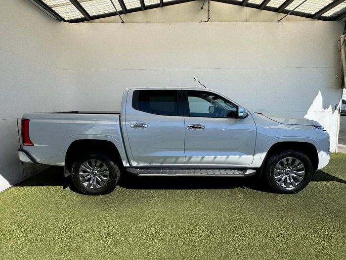 2025 Mitsubishi Triton GLS