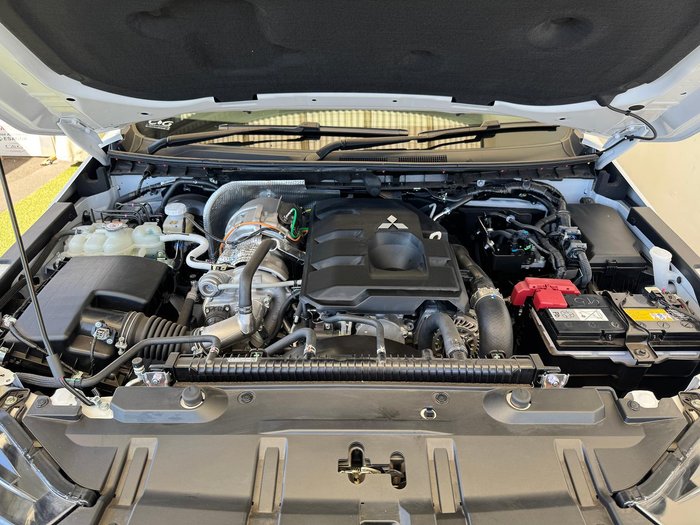 2025 Mitsubishi Triton GLS